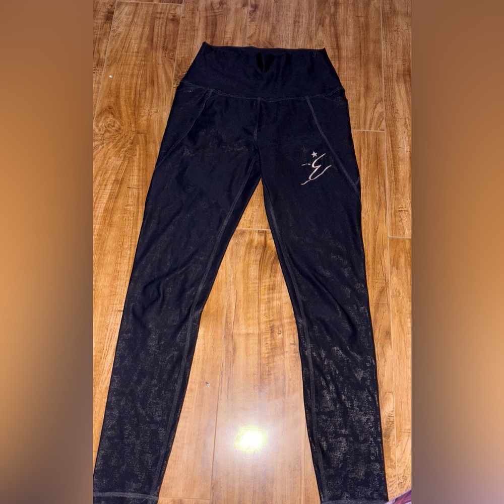black leggings